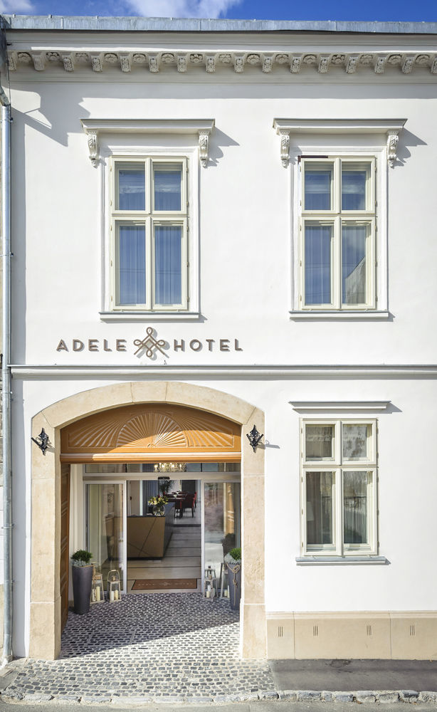 Adele Boutique Hotel Pecs Exterior photo